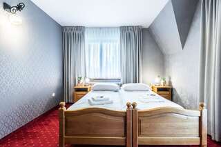 Отели типа «постель и завтрак» Tatrzański Dworek Бялы-Дунаец Двухместный номер с 1 кроватью или 2 отдельными кроватями-1